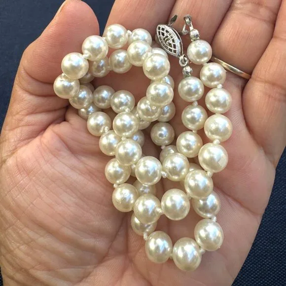 Vintage Bridal Jewelry Knotted Pearl Necklace Mother of the Bride Wedding - Picture 2 of 7